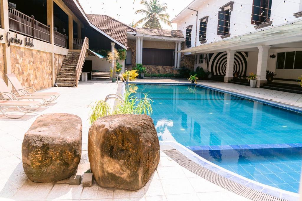 Romantic Garden Hotel Negombo Exterior photo